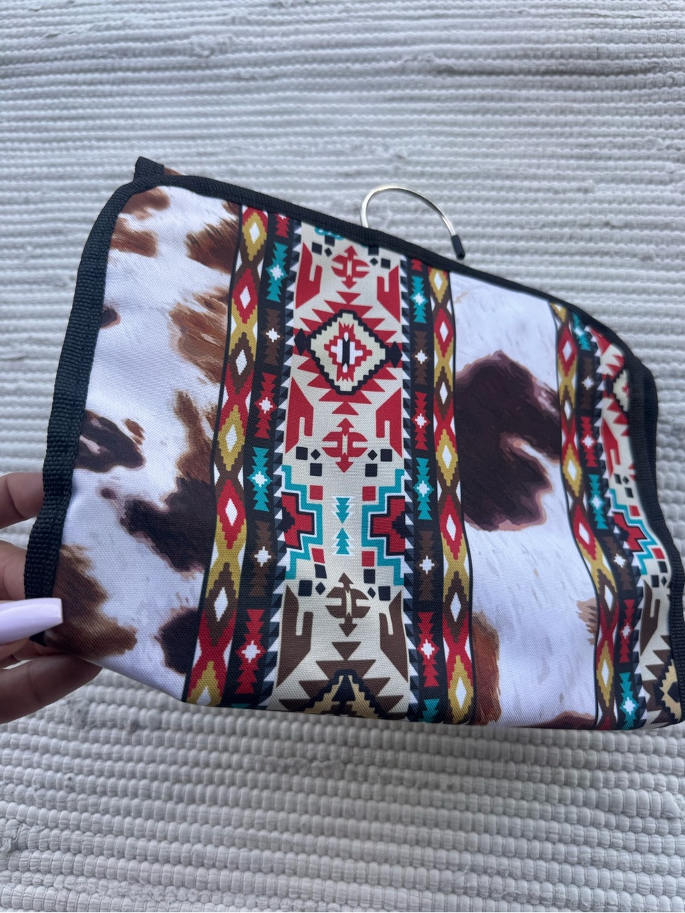 NGIL Western Cow Print Hanging Travel Toiletry Organizer Cosmetic Bag NWT - Picture 8 of 9